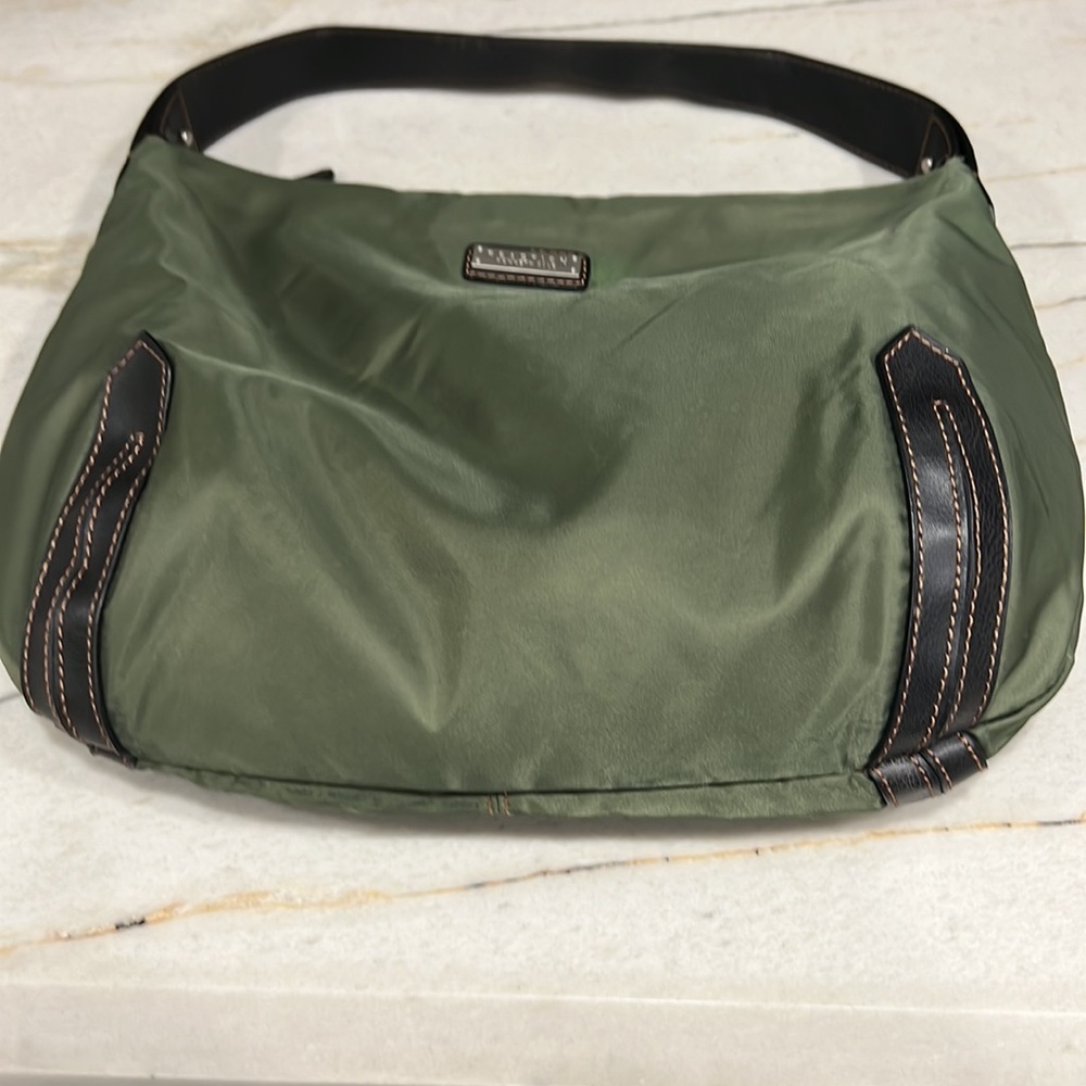 KENNETH COLE REACTION HOBO BAG - Picture 1 of 10